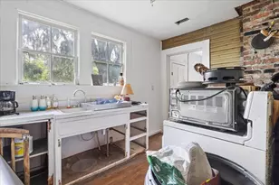 518 NE 2nd St, Trenton, FL 32693 - Photo 17