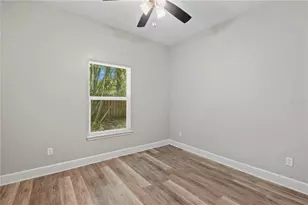 25726 SW 19 Ave, Newberry, FL 32669 - Photo 17