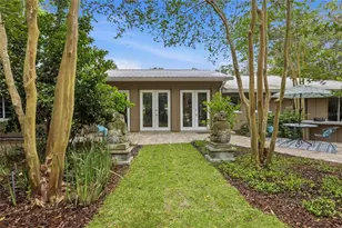 1716 NW 12th Rd, Gainesville, FL 32605 - Photo 47