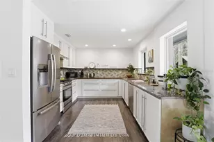 1716 NW 12th Rd, Gainesville, FL 32605 - Photo 7