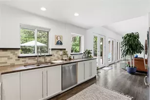 1716 NW 12th Rd, Gainesville, FL 32605 - Photo 23