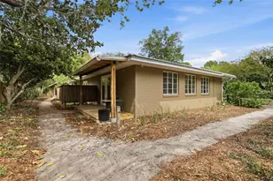 1716 NW 12th Rd, Gainesville, FL 32605 - Photo 55