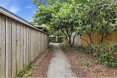 1716 NW 12th Road, Gainesville, FL 32605 - Photo 53