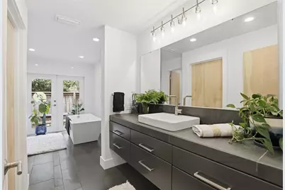 1716 NW 12th Road, Gainesville, FL 32605 - Photo 31