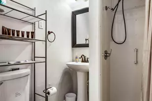 1203 NW 12th Ave, Gainesville, FL 32601 - Photo 13