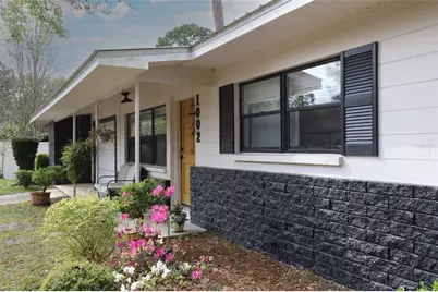 1002 NE 19th Place, Gainesville, FL 32609 - Photo 1