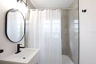 1002 NE 19th Pl, Gainesville, FL 32609 - Photo 23