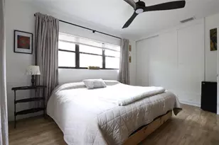 1002 NE 19th Pl, Gainesville, FL 32609 - Photo 25