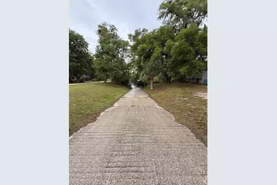 218 Pine Drive, Crescent City, FL 32112 - Photo 7