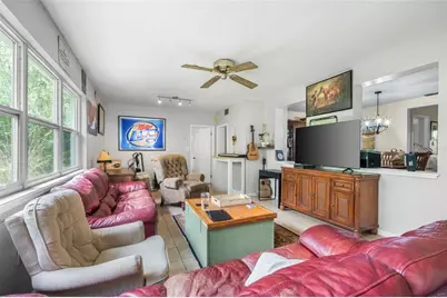 2034 NW 8th Place, Gainesville, FL 32603 - Photo 9