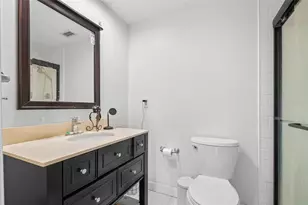 2034 NW 8th Pl, Gainesville, FL 32603 - Photo 19