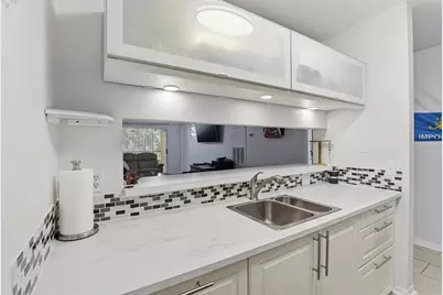 3921 SW 34th Street #307, Gainesville, FL 32608 - Photo 9