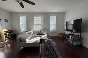 717 NW 10th St, Gainesville, FL 32601 - Photo 3