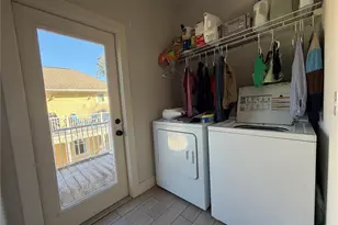 717 NW 10th St, Gainesville, FL 32601 - Photo 7