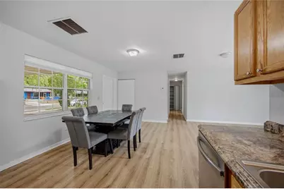 1135 NE 24th Terrace, Gainesville, FL 32641 - Photo 13