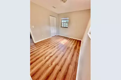 1135 NE 24th Terrace, Gainesville, FL 32641 - Photo 11