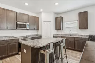 670 NW 243rd Ter, Newberry, FL 32669 - Photo 9