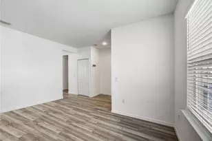 670 NW 243rd Ter, Newberry, FL 32669 - Photo 7