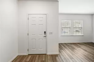 670 NW 243rd Ter, Newberry, FL 32669 - Photo 5