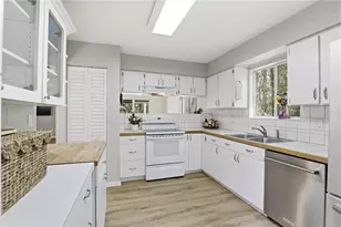 4417 Black Forest Way, Gainesville, FL 32605 - Photo 13