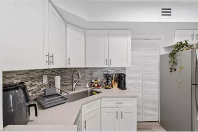 2601 SW Archer Road #J339, Gainesville, FL 32608 - Photo 13