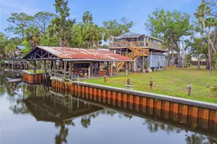 547 SE 205th St, Suwannee, FL 32692 - Photo 1