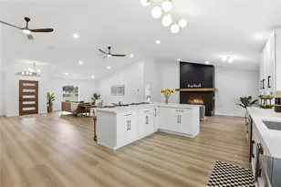 19518 NW 78th Ave, Alachua, FL 32615 - Photo 11