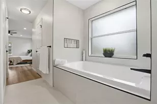 19518 NW 78th Ave, Alachua, FL 32615 - Photo 17