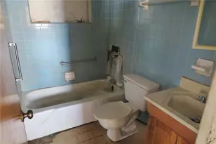 1045 SE 19th St, Gainesville, FL 32641 - Photo 7