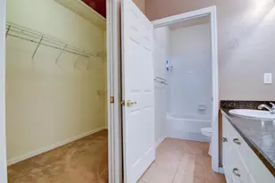 1563 NW 29 Rd, Gainesville, FL 32605 - Photo 15
