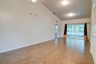 1563 NW 29 Rd, Gainesville, FL 32605 - Photo 3