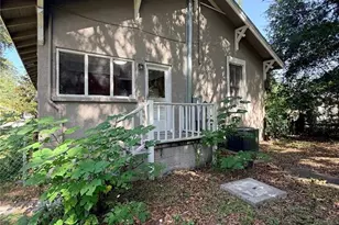 541 NE 11th St, Gainesville, FL 32601 - Photo 27