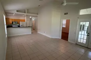 6330 NW 109th Pl, Alachua, FL 32615 - Photo 7