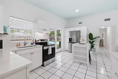 1702 NW 38th Drive, Gainesville, FL 32605 - Photo 13