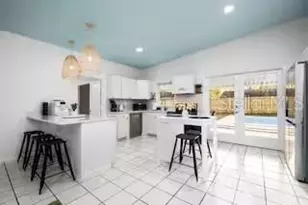 1702 NW 38th Dr, Gainesville, FL 32605 - Photo 11