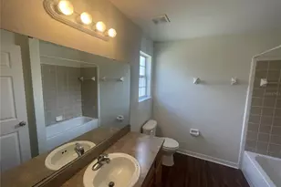 3757 NW 27th St, Gainesville, FL 32605 - Photo 7