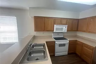 3757 NW 27th St, Gainesville, FL 32605 - Photo 5