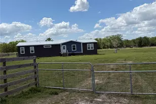 6895 139th Dr, Live Oak, FL 32060 - Photo 3