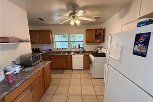609 NW 19th St, Gainesville, FL 32603 - Photo 7