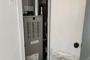 2822 NE 16th Dr, Gainesville, FL 32609 - Photo 11