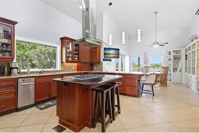 1042 SW Woodland Avenue, Fort White, FL 32038 - Photo 13