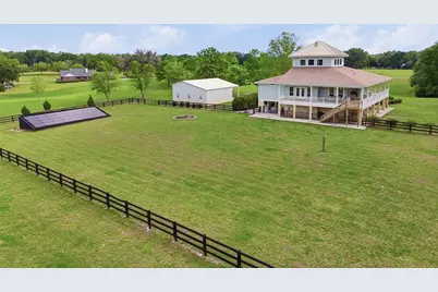 1042 SW Woodland Avenue, Fort White, FL 32038 - Photo 9