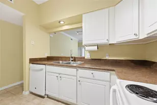 9172 SW 52nd Rd, Gainesville, FL 32608 - Photo 9