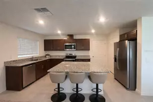 8328 Wilder Pnes Ave, Lakeland, FL 33809 - Photo 3