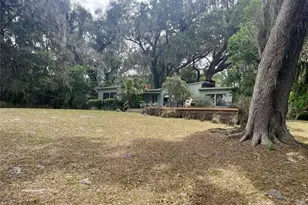 1800 SW 35th Pl, Gainesville, FL 32608 - Photo 9