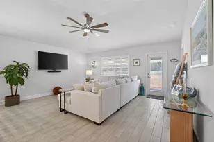 25013 SW 24th Pl, Newberry, FL 32669 - Photo 3