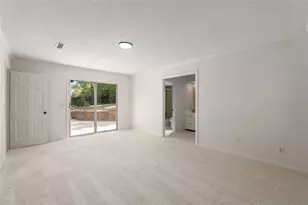 1410 NW 28 St, Gainesville, FL 32605 - Photo 21