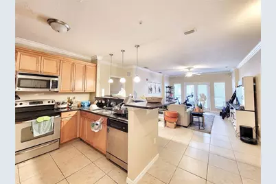 1185 SW 9th Road #105, Gainesville, FL 32601 - Photo 5