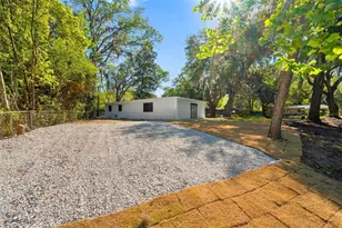 1919 NE 17th Dr, Gainesville, FL 32609 - Photo 27