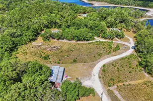 401 SE Falcon Rd, Branford, FL 32008 - Photo 3